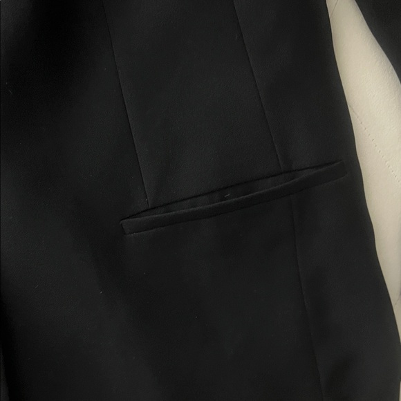 Express Classic Black Jacket - Picture 4 of 6